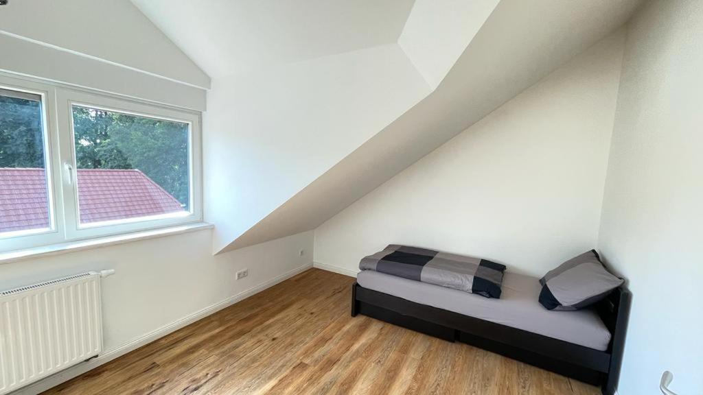 Appartement Fuer Familien Und Gruppen In Seenaehe Mit Garten *