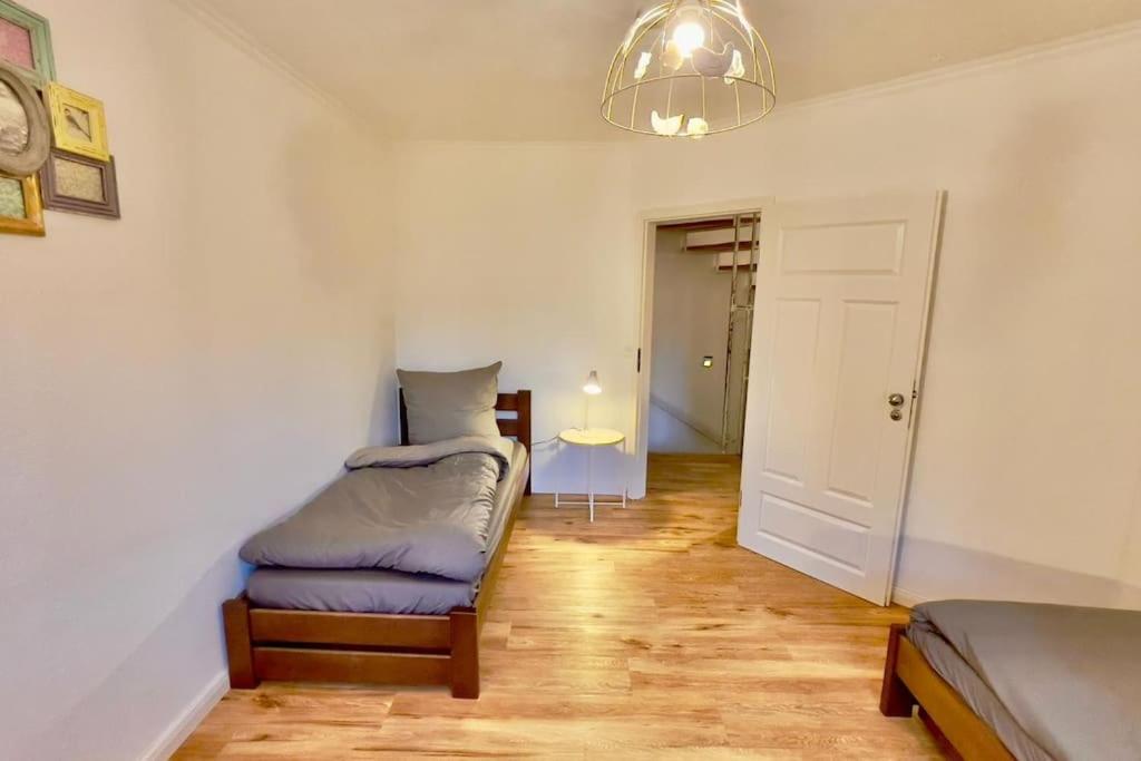 Fuer Familien Und Gruppen In Seenaehe Mit Garten Hannover